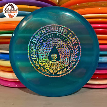 Mint Discs Nocturnal Glow Pickle (Dachshund Day Stamp)